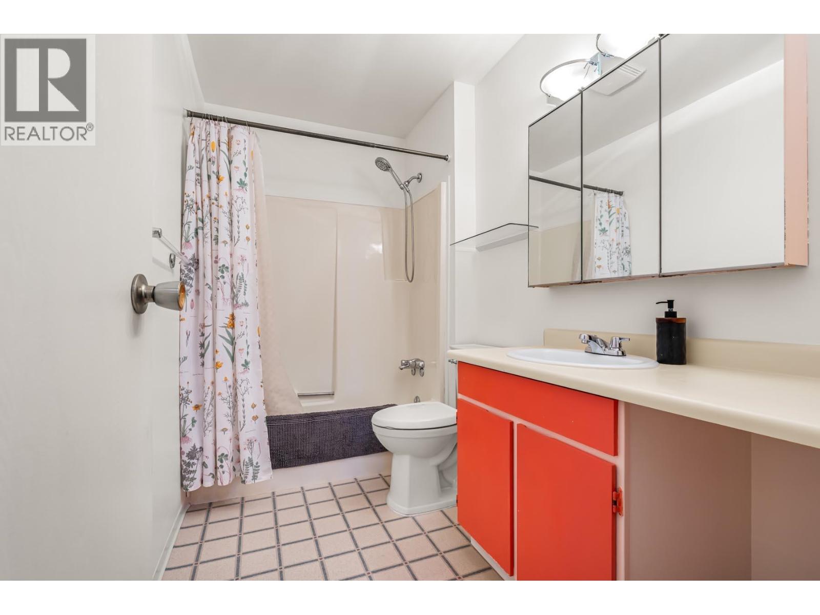 307 315 Tenth Street, New Westminster, British Columbia  V3M 3Y2 - Photo 11 - R3088629