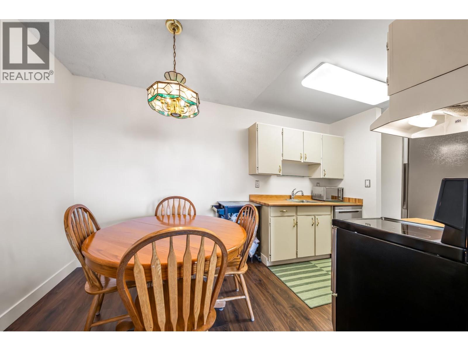 307 315 Tenth Street, New Westminster, British Columbia  V3M 3Y2 - Photo 7 - R3088629