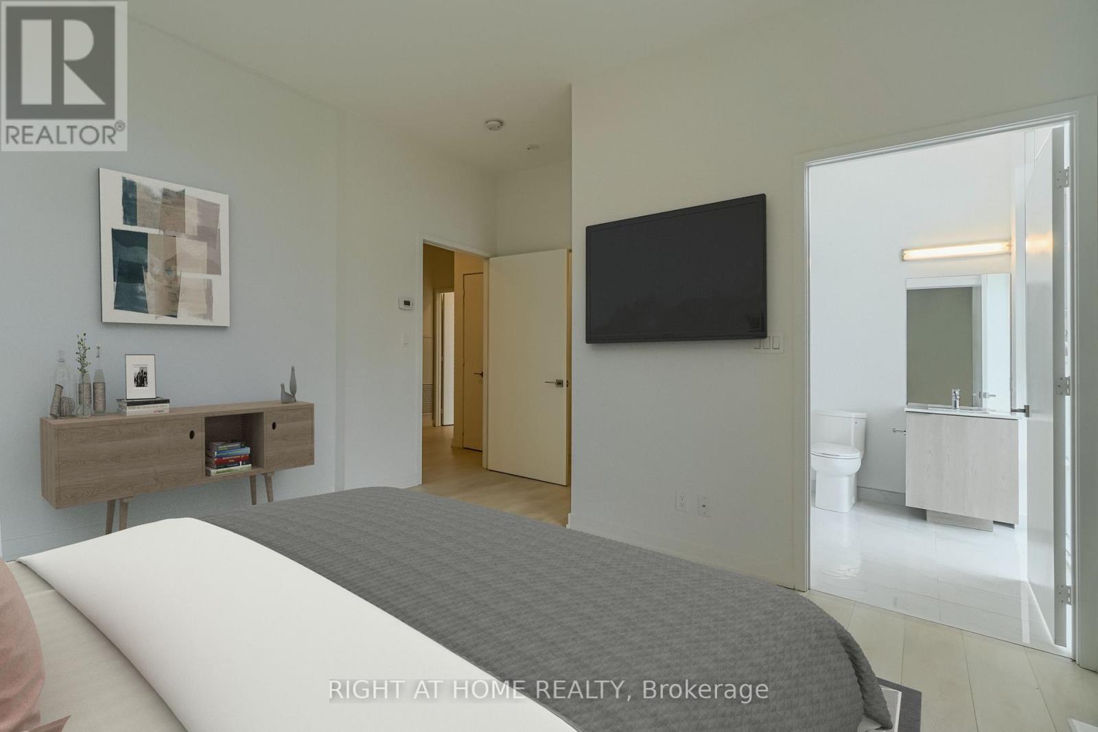 Th108 - 30 Ordnance Street, Toronto, Ontario  M6K 1A2 - Photo 7 - C12776216