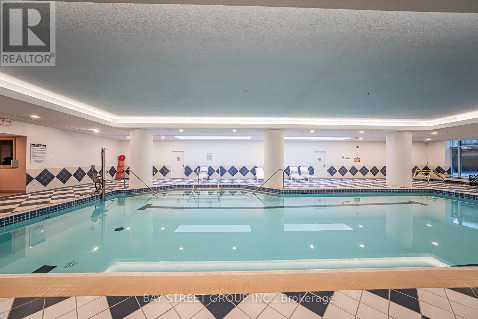 1006 - 38 Elm Street, Toronto, Ontario  M5G 2K5 - Photo 15 - C12776456