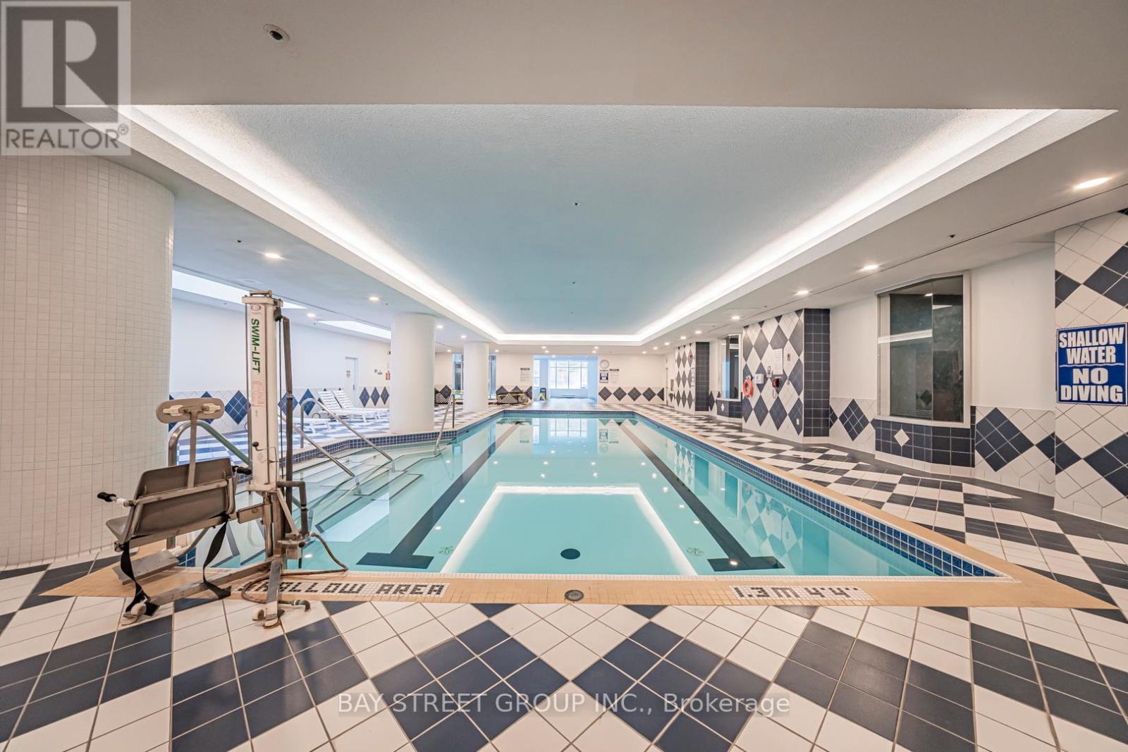 1006 - 38 Elm Street, Toronto, Ontario  M5G 2K5 - Photo 13 - C12776456