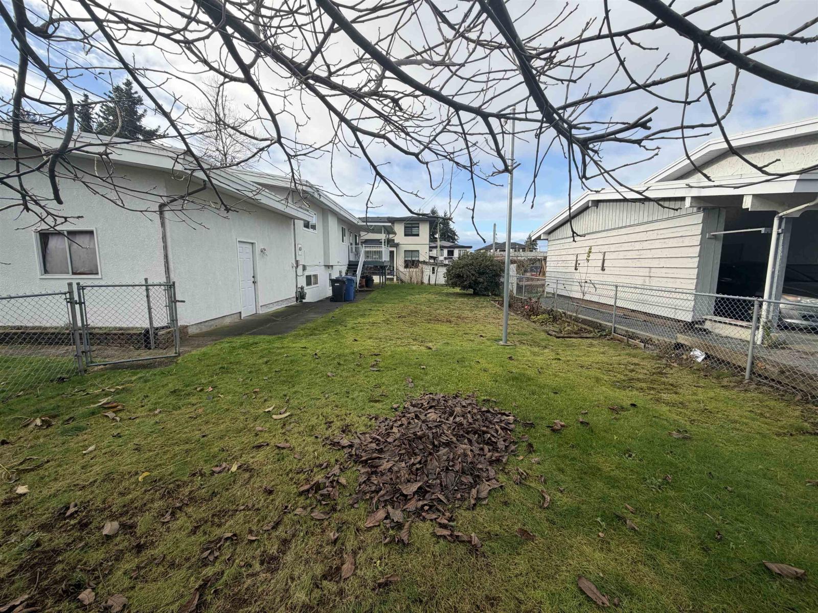 2449 Adelaide Street, Abbotsford, British Columbia  V2T 3L9 - Photo 6 - R3075087