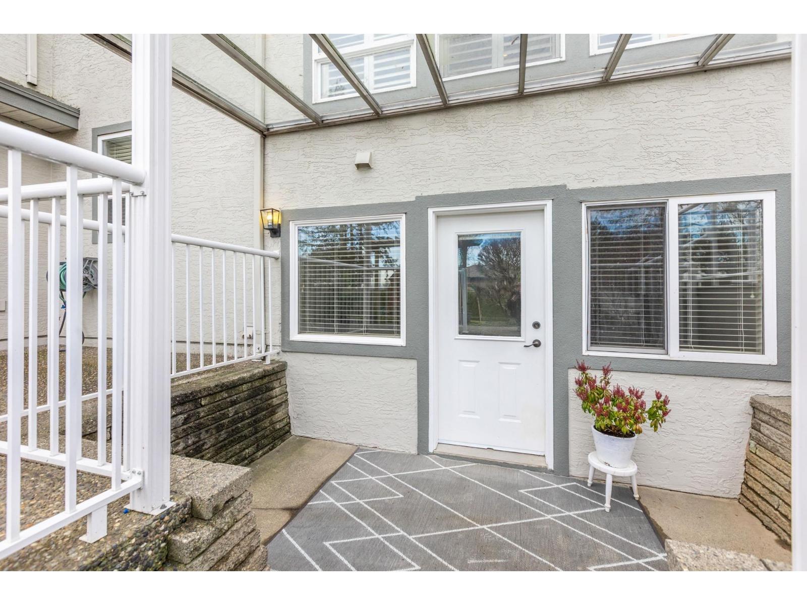 9012 162a Street, Surrey, British Columbia  V4N 3L6 - Photo 37 - R3087336