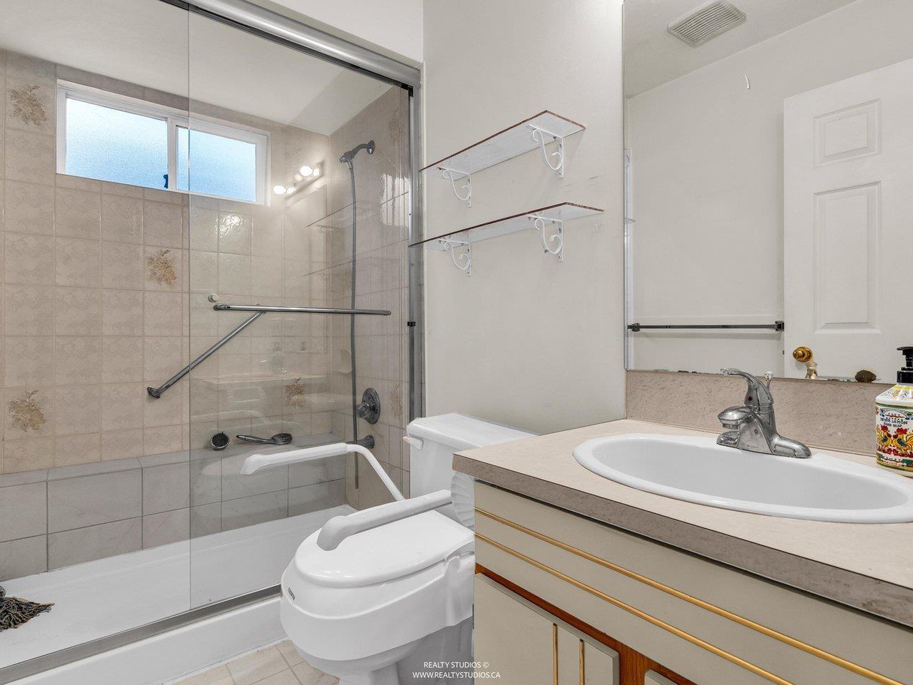 11923 98a Avenue, Surrey, British Columbia  V3V 7W7 - Photo 26 - R3088671