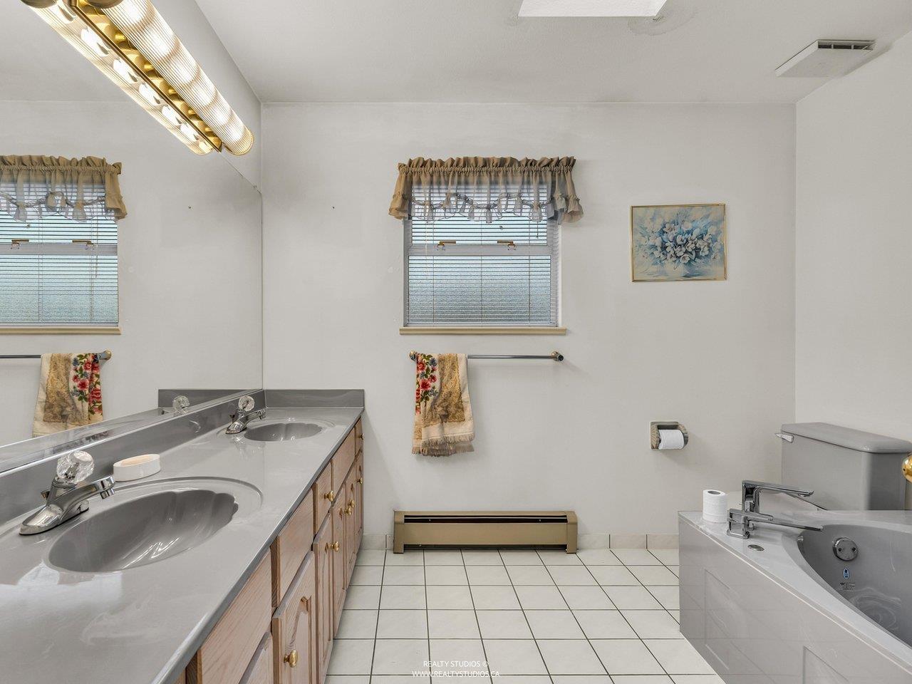 11923 98a Avenue, Surrey, British Columbia  V3V 7W7 - Photo 13 - R3088671