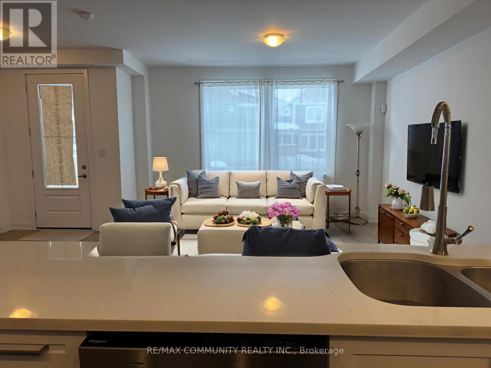 31 Discovery Trail, Midland, Ontario  L4R 0H3 - Photo 2 - S12744726