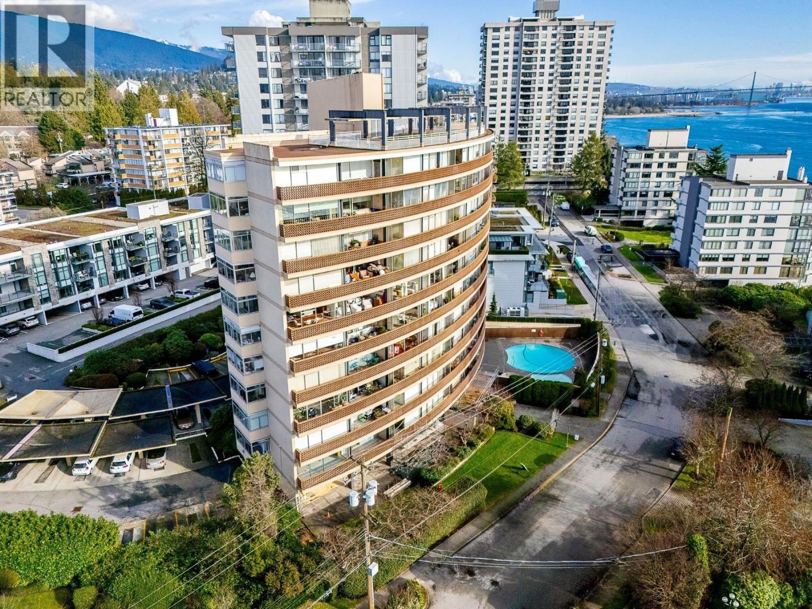 105 2135 Argyle Avenue, West Vancouver, British Columbia  V7V 1A5 - Photo 2 - R3088759