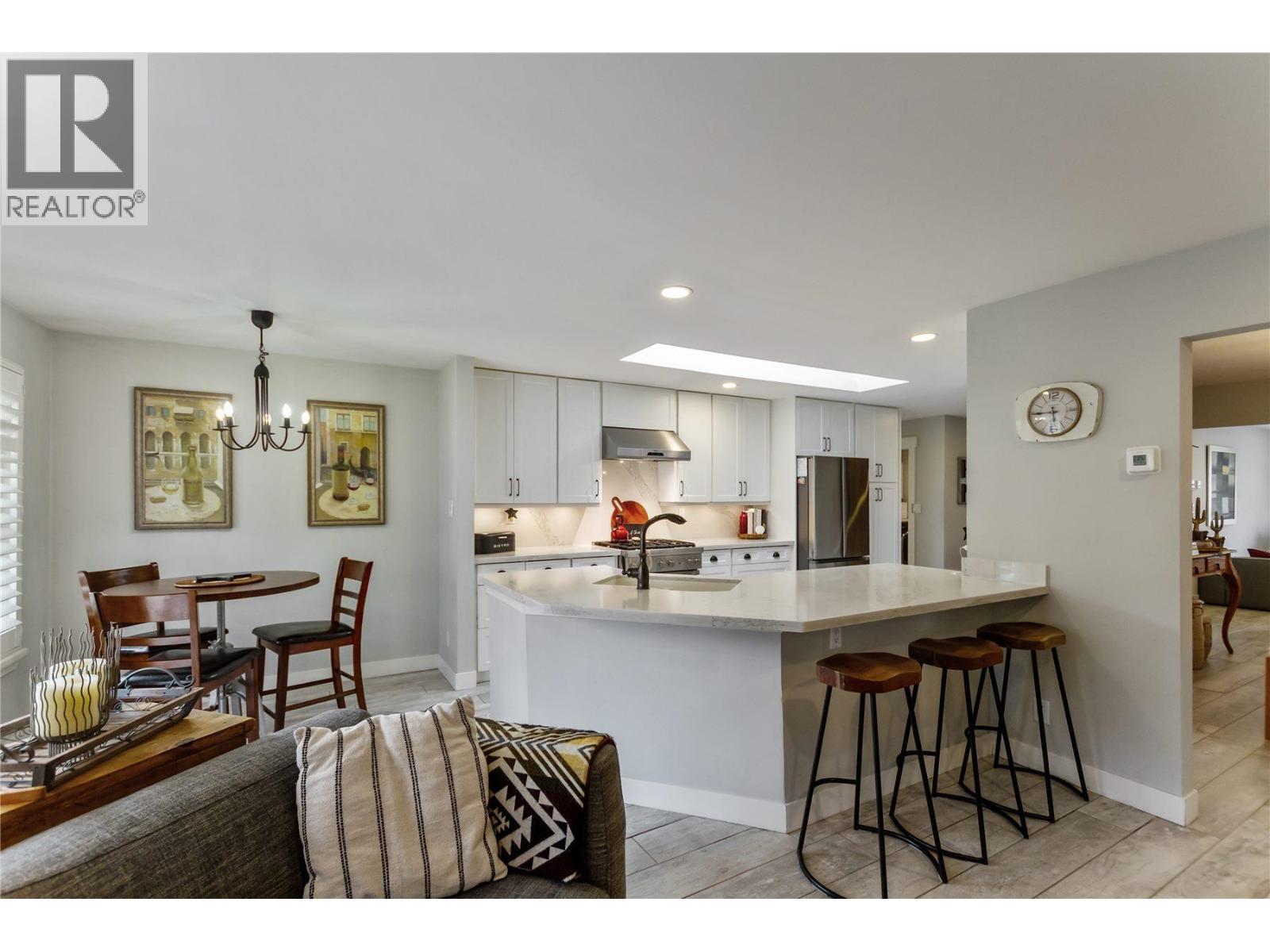 4668 55a Street, Delta, British Columbia  V4K 4H2 - Photo 9 - R3088770