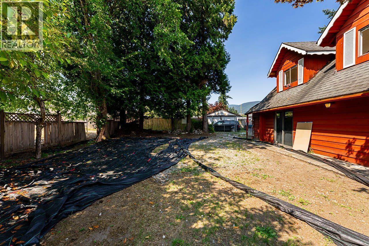 1747 Salisbury Avenue, Port Coquitlam, British Columbia  V3B 1X6 - Photo 30 - R3088356