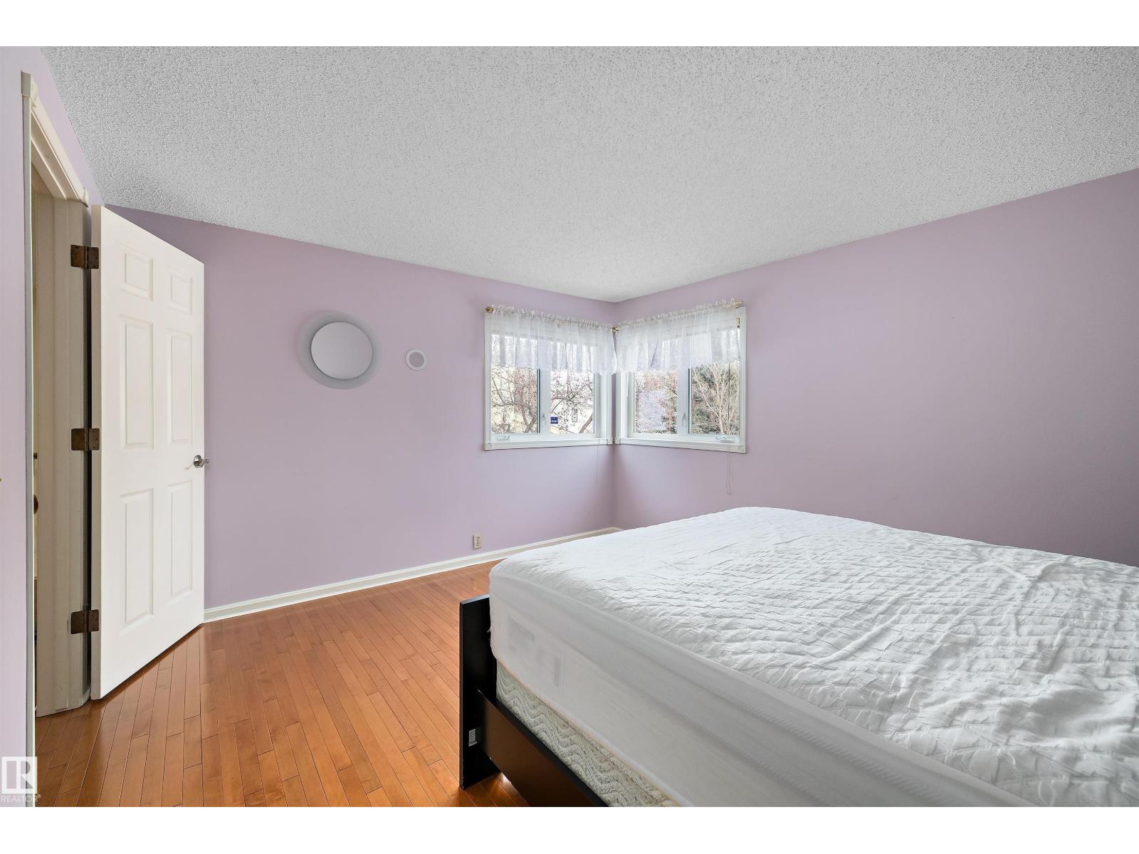 1027 109 St Nw, Edmonton, Alberta  T6J 5G2 - Photo 37 - E4471965