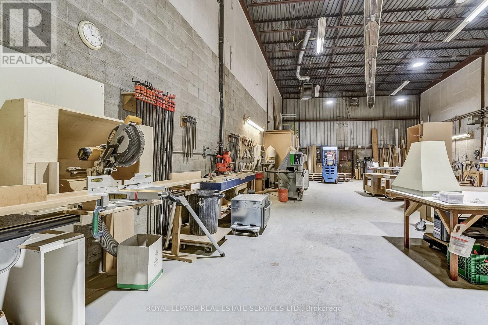 1 - 2050 Speers Road, Oakville, Ontario  L6L 2X8 - Photo 23 - W12777744