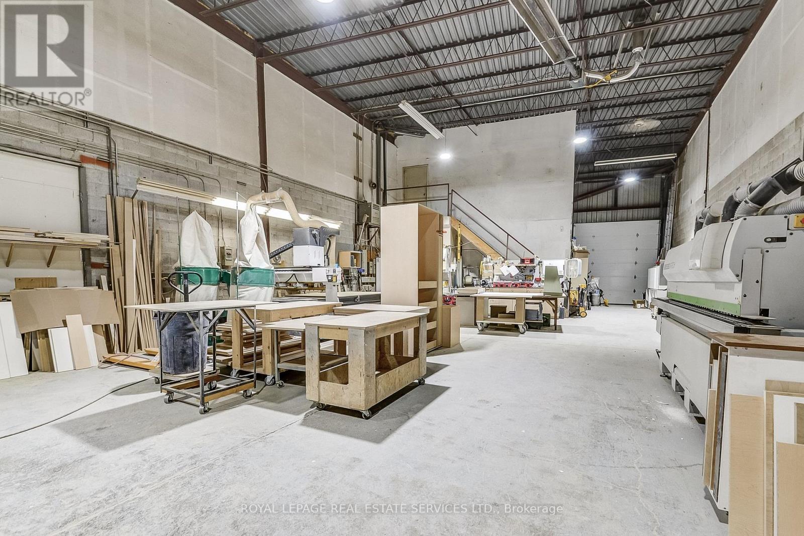 1 - 2050 Speers Road, Oakville, Ontario  L6L 2X8 - Photo 33 - W12777744