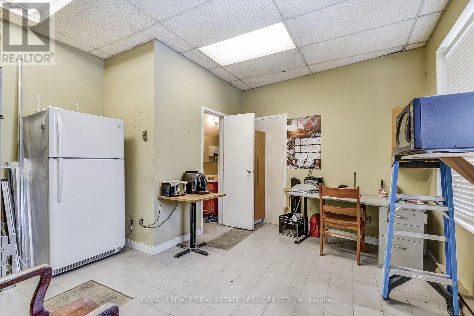 1 - 2050 Speers Road, Oakville, Ontario  L6L 2X8 - Photo 39 - W12777744