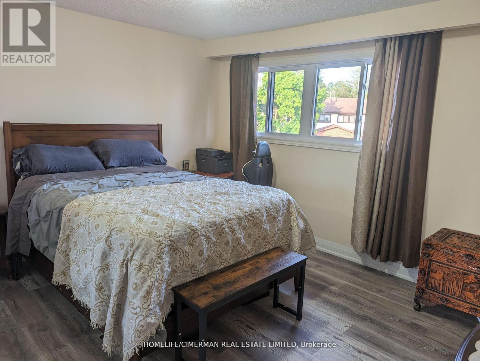 46 - 46 Foster Crescent, Brampton, Ontario  L6V 3M7 - Photo 10 - W12777752