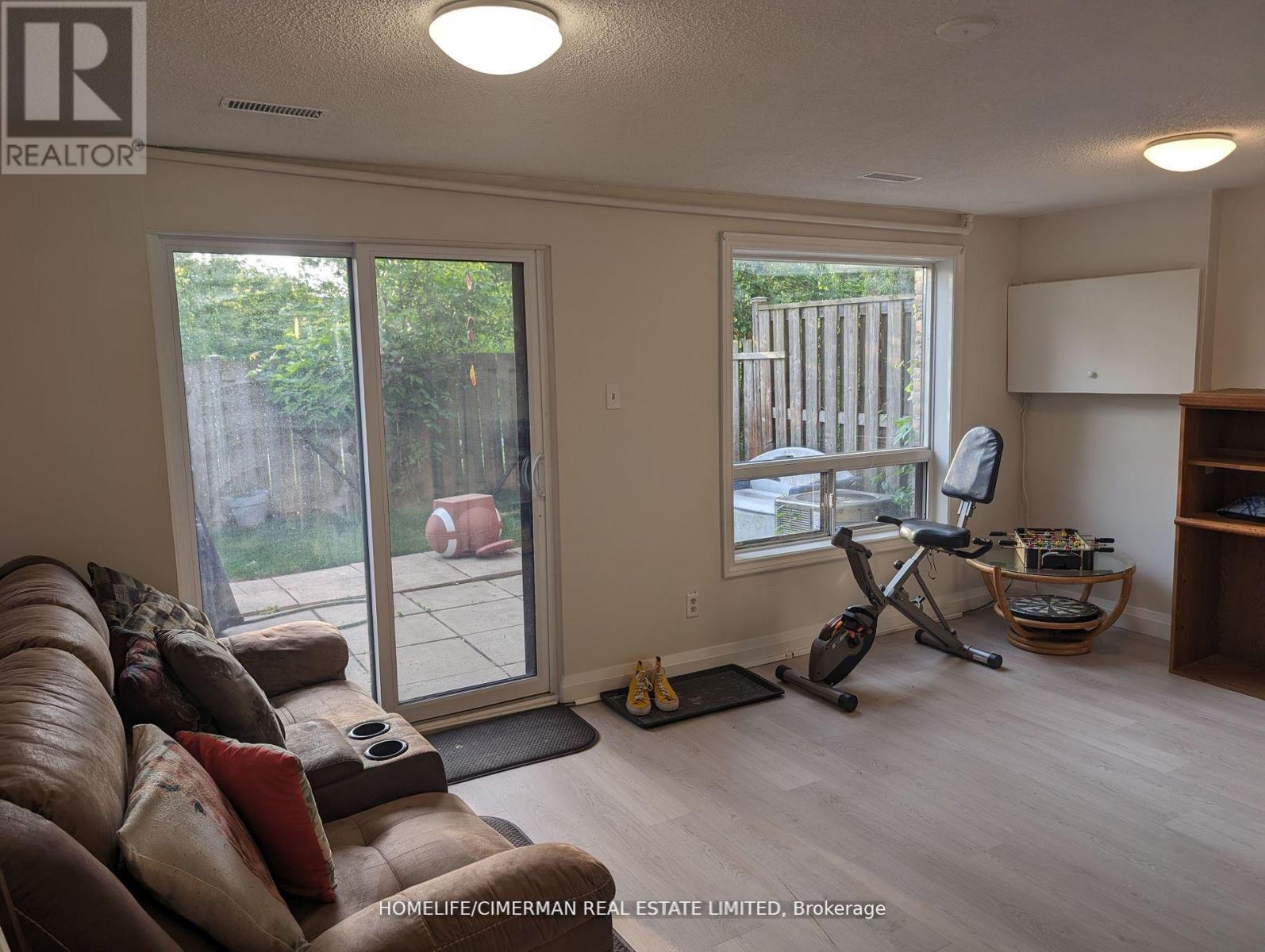 46 - 46 Foster Crescent, Brampton, Ontario  L6V 3M7 - Photo 18 - W12777752