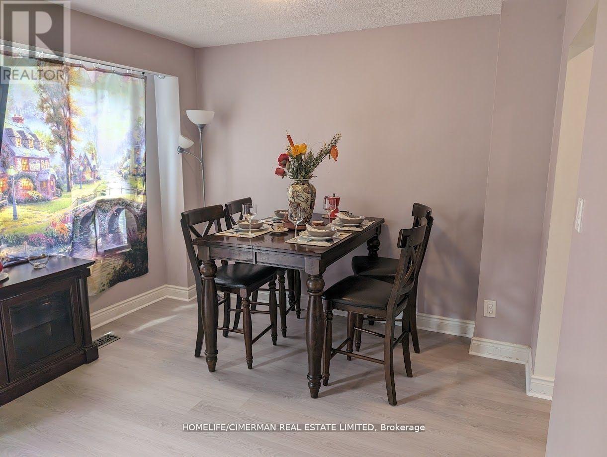 46 - 46 Foster Crescent, Brampton, Ontario  L6V 3M7 - Photo 7 - W12777752