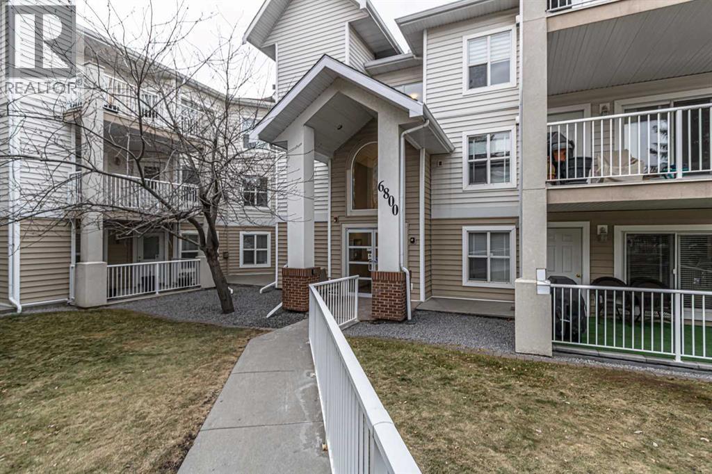 216, 6800 Hunterview Drive Nw, Calgary, Alberta  T2K 6K5 - Photo 3 - A2278413