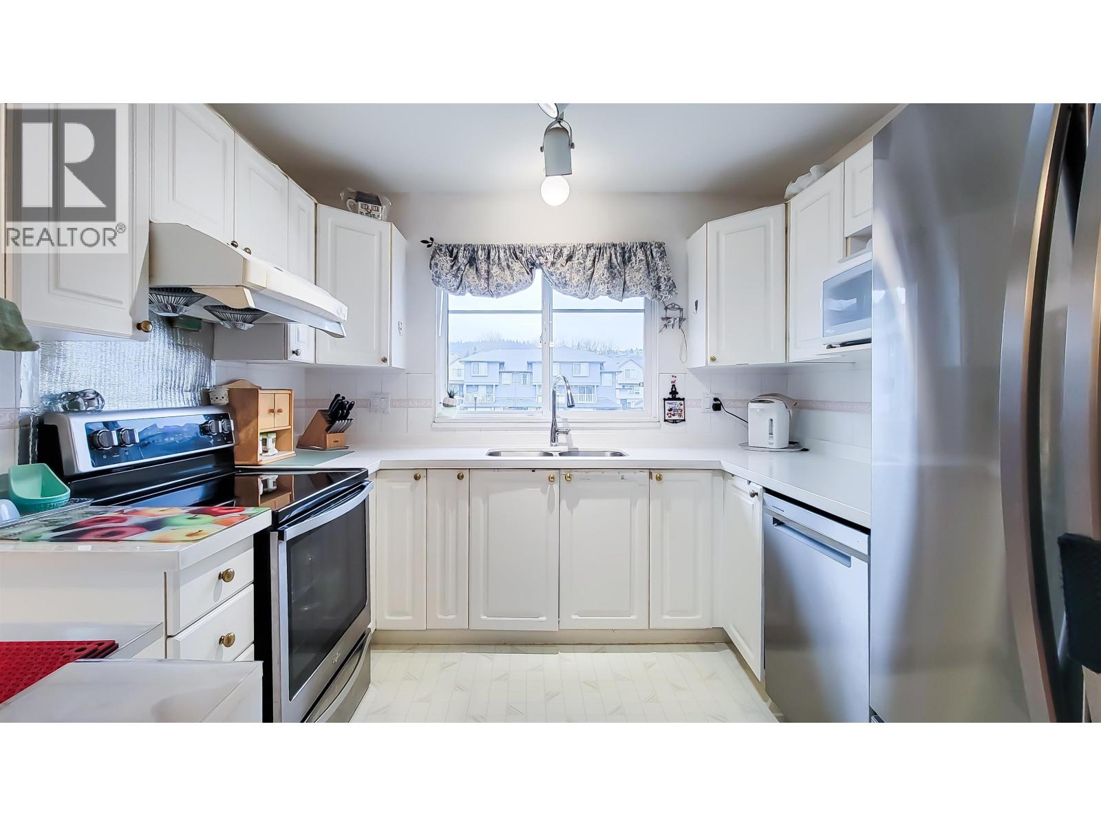 26 2458 Pitt River Road, Port Coquitlam, British Columbia  V3C 6J7 - Photo 9 - R3088569