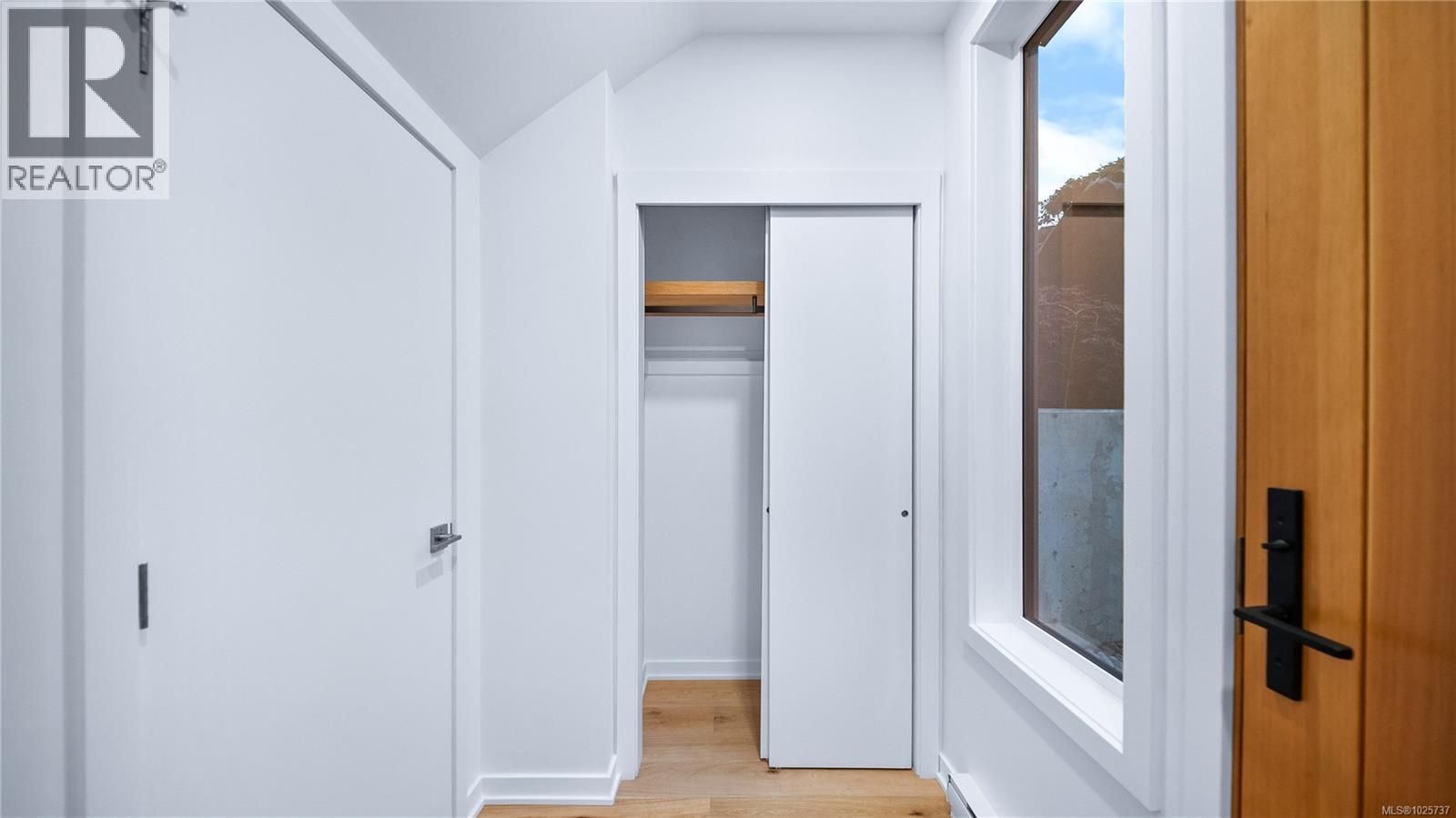 3700 Kootenay Pl, Saanich, British Columbia  V8P 2G2 - Photo 38 - 1025737