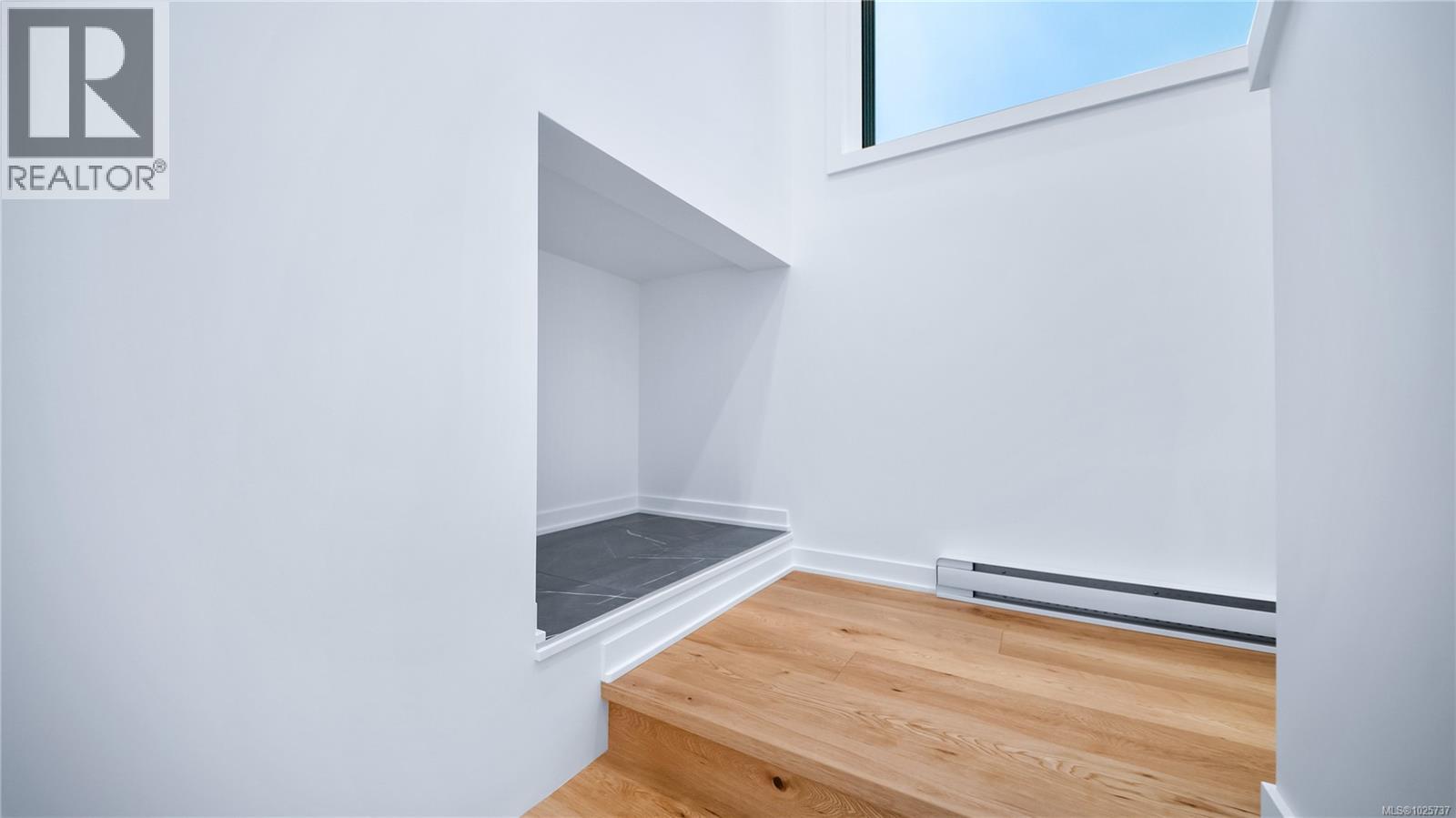 3700 Kootenay Pl, Saanich, British Columbia  V8P 2G2 - Photo 40 - 1025737