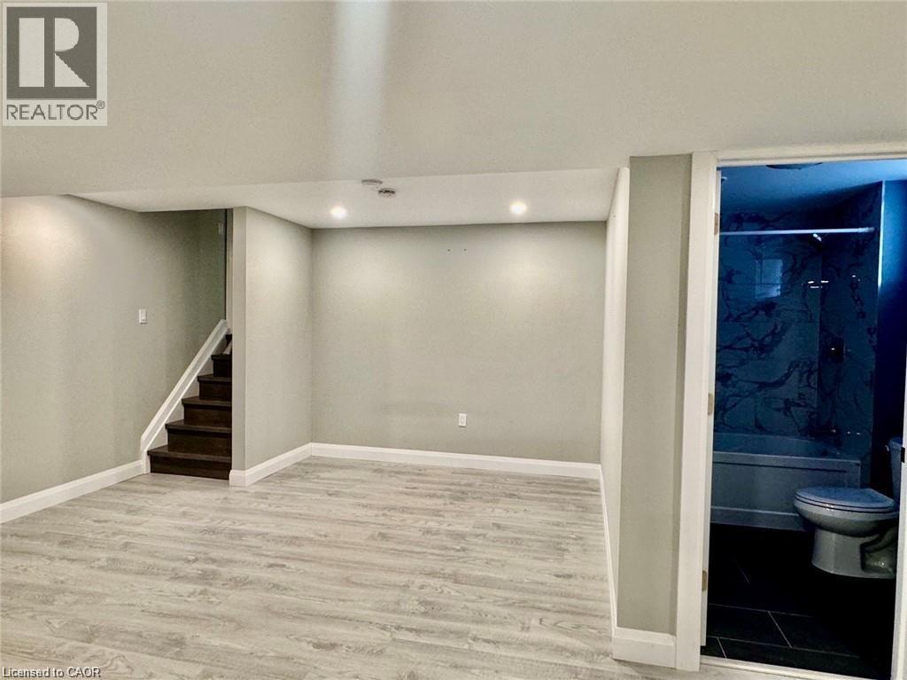 229 Sunny Meadow Court, Kitchener, Ontario  N2N 3R3 - Photo 27 - 40804086