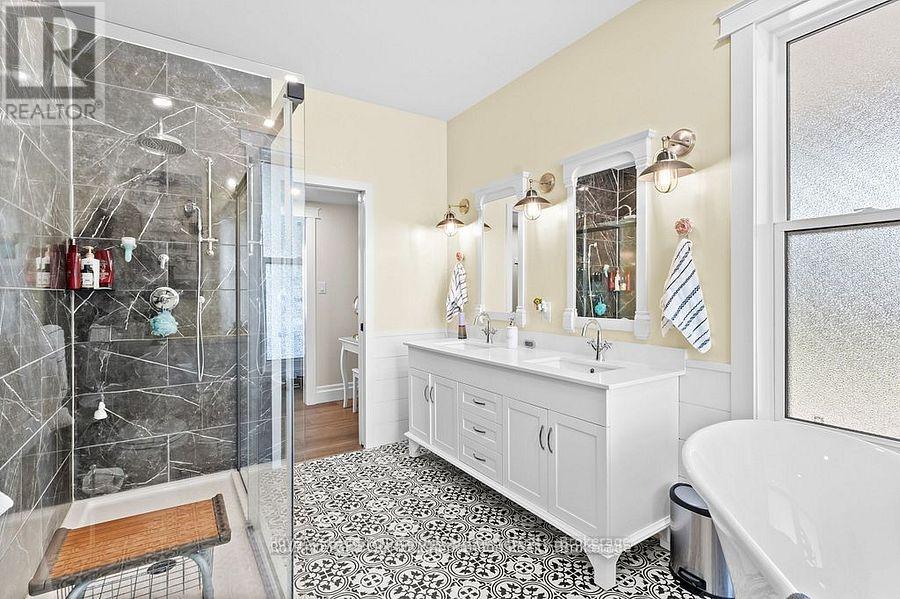 4601 Rice Lake Drive S, Hamilton Township (Bewdley), Ontario  L1A 3V6 - Photo 18 - X12777764