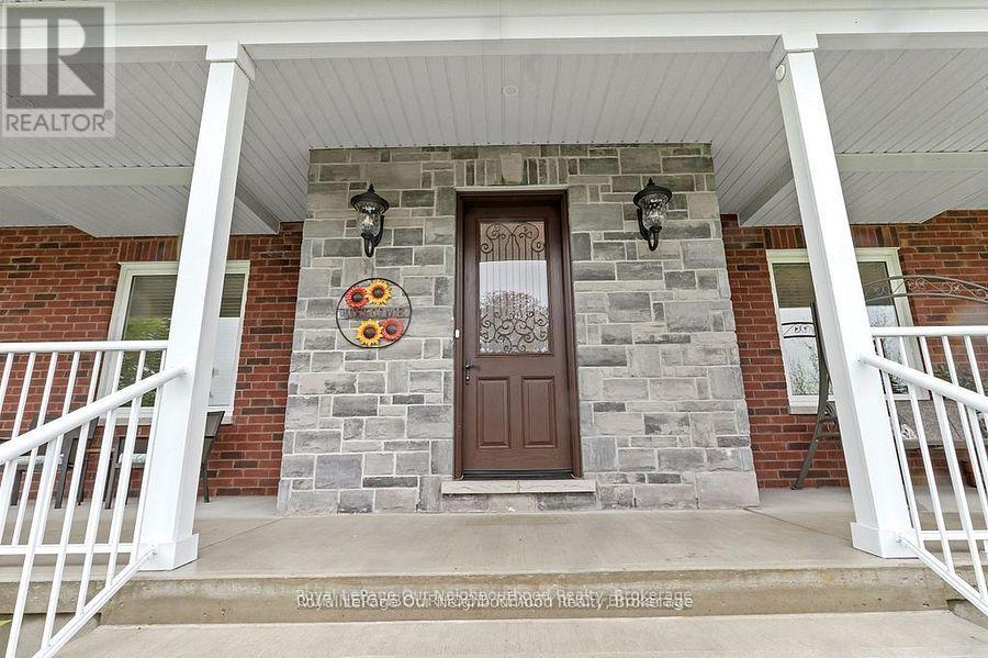 4601 Rice Lake Drive S, Hamilton Township (Bewdley), Ontario  L1A 3V6 - Photo 4 - X12777764