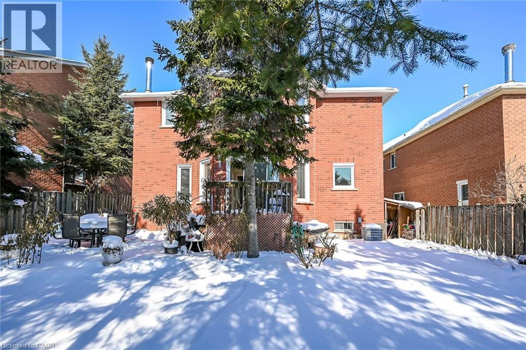 134 Huntingwood Avenue, Dundas, Ontario  L9H 6X7 - Photo 32 - 40803831