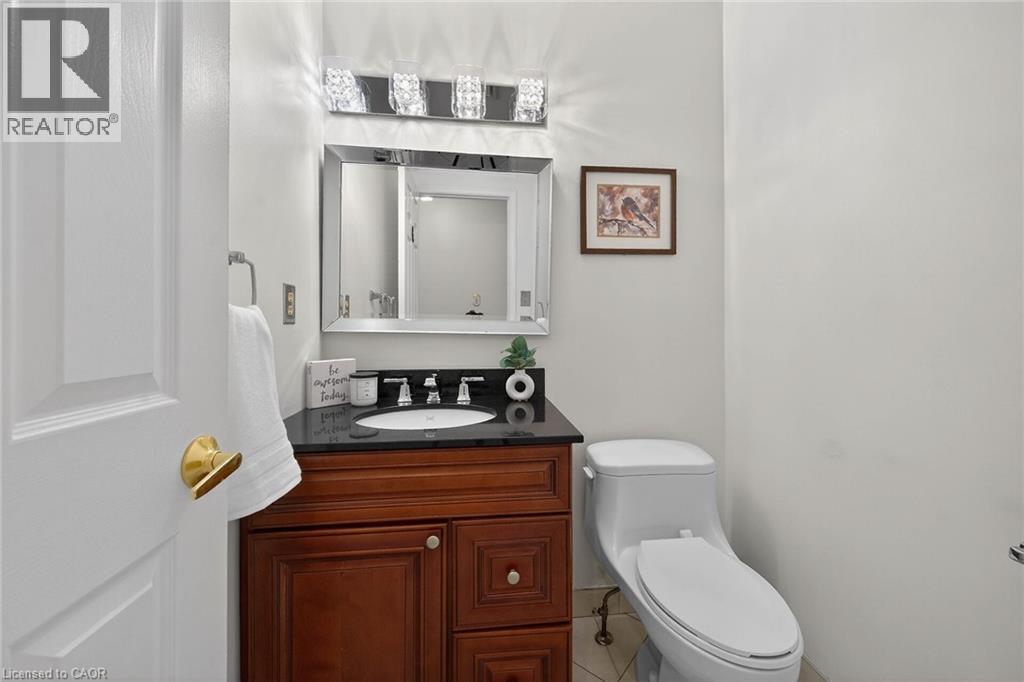 134 Huntingwood Avenue, Dundas, Ontario  L9H 6X7 - Photo 11 - 40803831