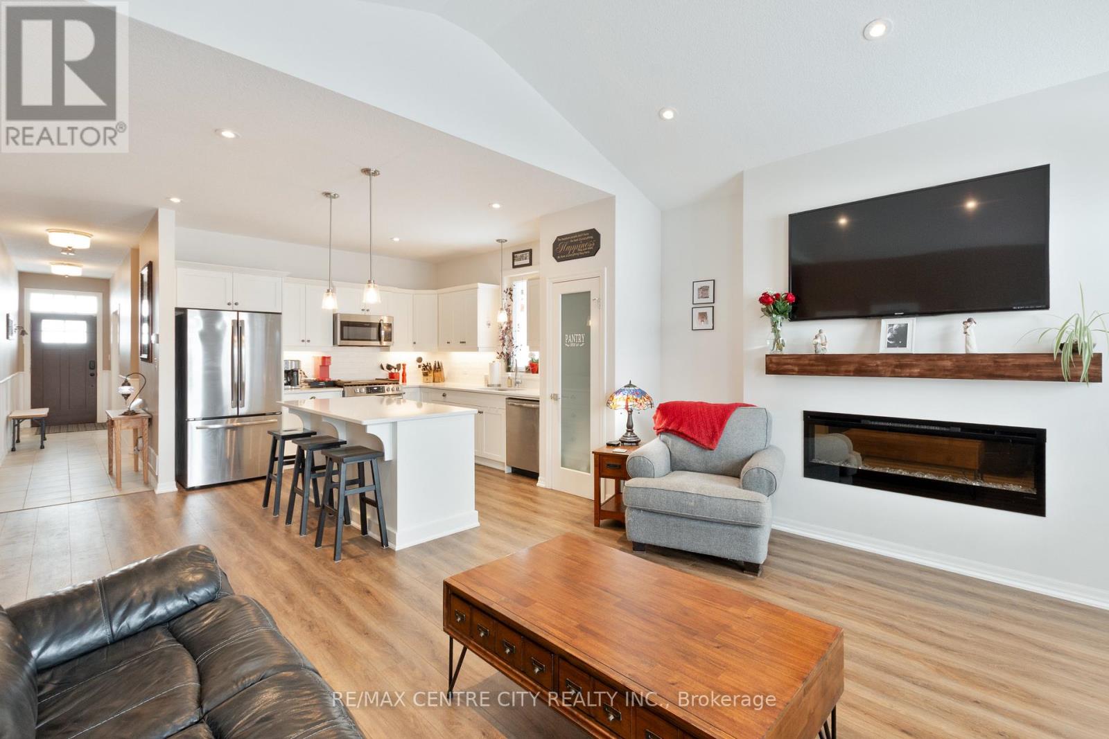 24 Renaissance Drive, St. Thomas, Ontario  N5R 0J9 - Photo 12 - X12777814