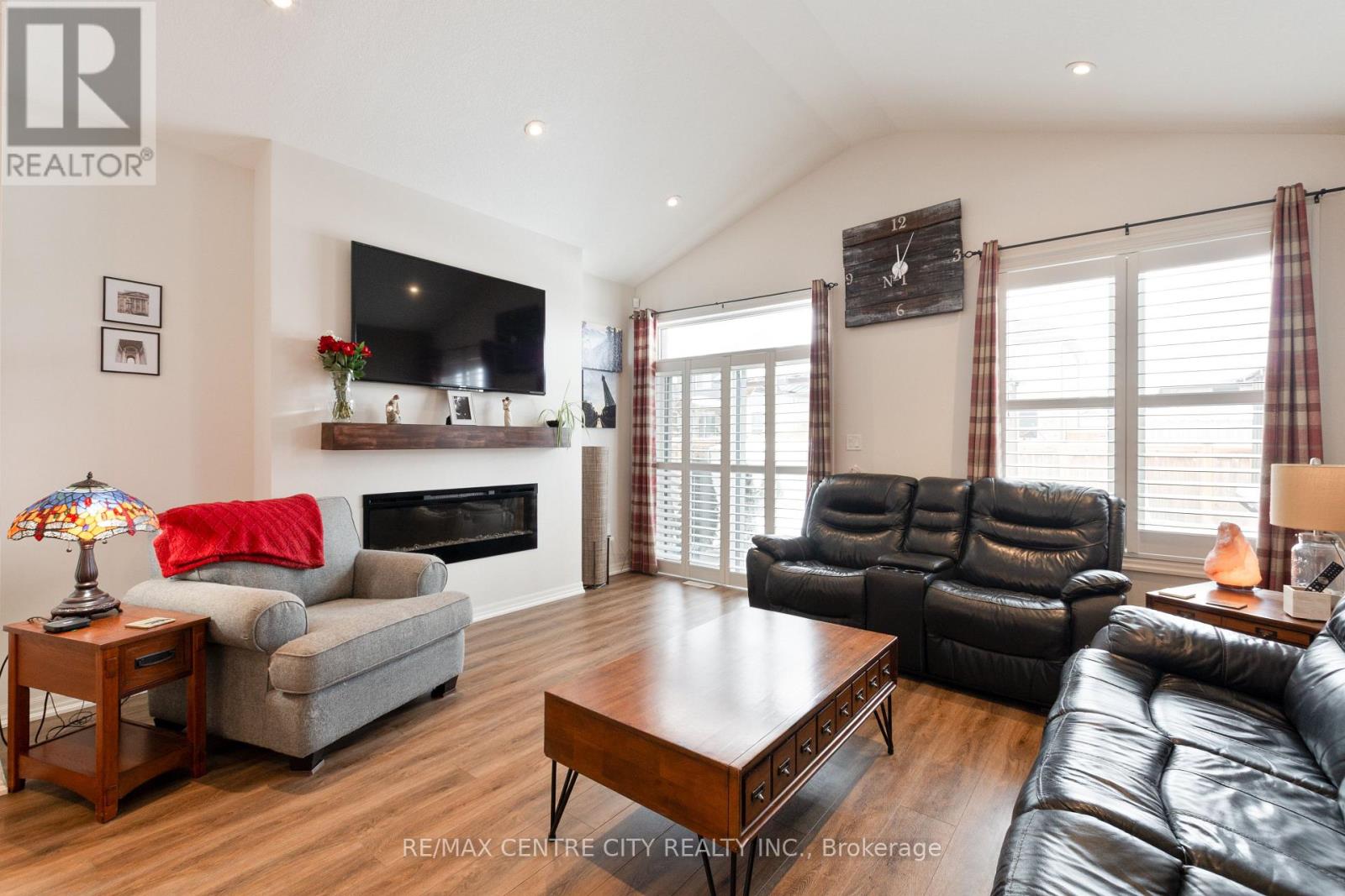 24 Renaissance Drive, St. Thomas, Ontario  N5R 0J9 - Photo 9 - X12777814