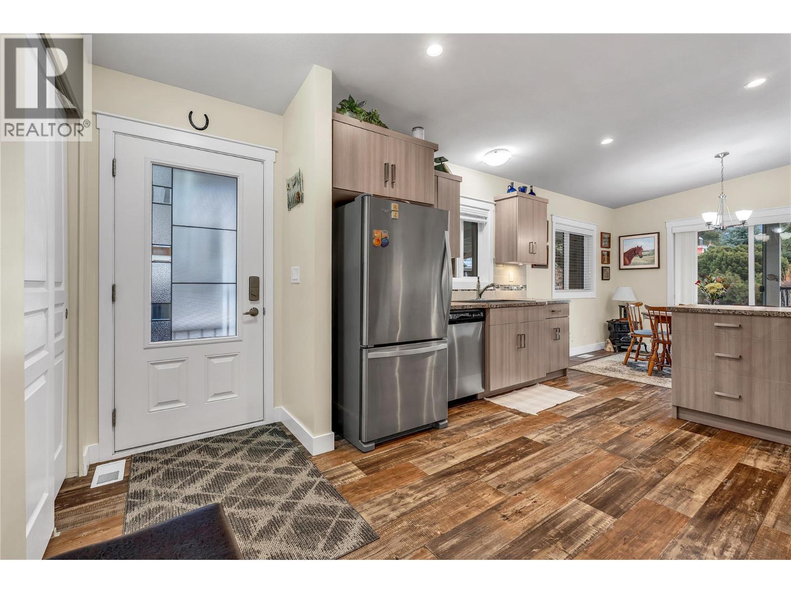 197 Dauphin Avenue Unit# 47, Penticton, British Columbia  V2A 3S3 - Photo 2 - 10375441