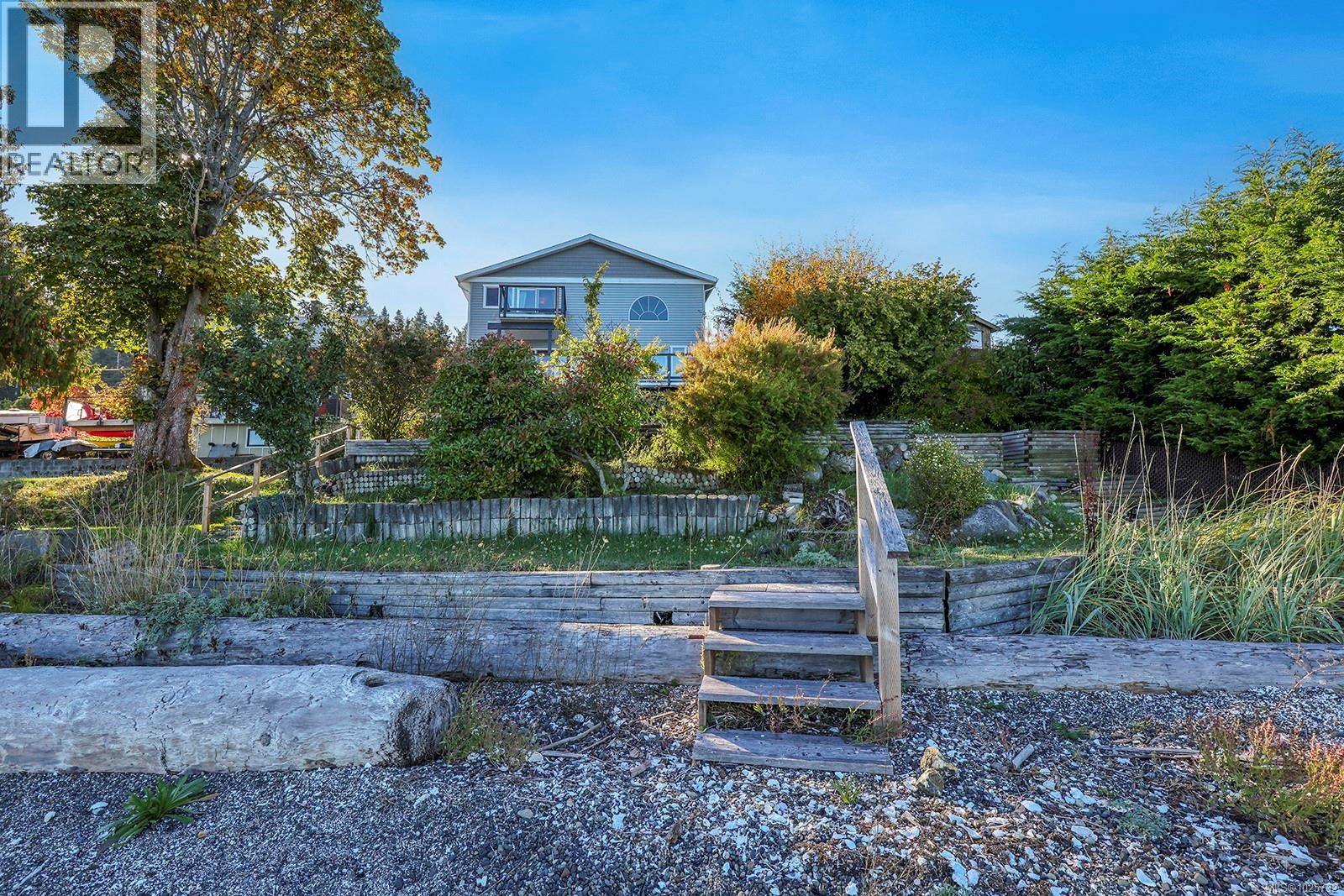 5650 Island Hwy S, Union Bay, British Columbia  V0R 3B0 - Photo 47 - 1025732