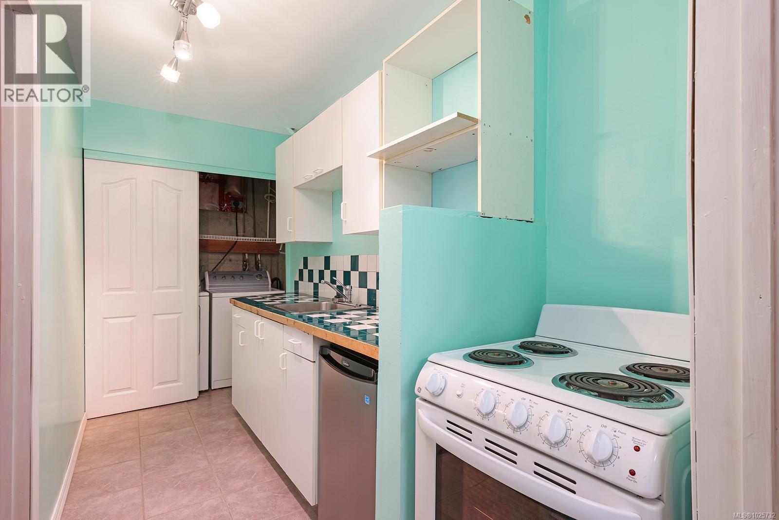 5650 Island Hwy S, Union Bay, British Columbia  V0R 3B0 - Photo 34 - 1025732