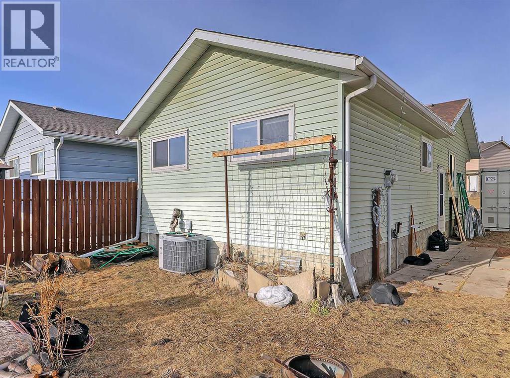 147 Erin Ridge Road Se, Calgary, Alberta  T2B 2W2 - Photo 38 - A2284198