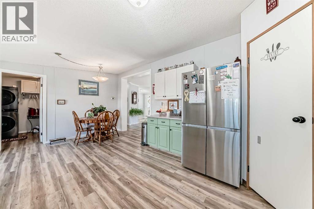 838 4 Avenue, Bassano, Alberta  T0J 0B0 - Photo 11 - A2284795