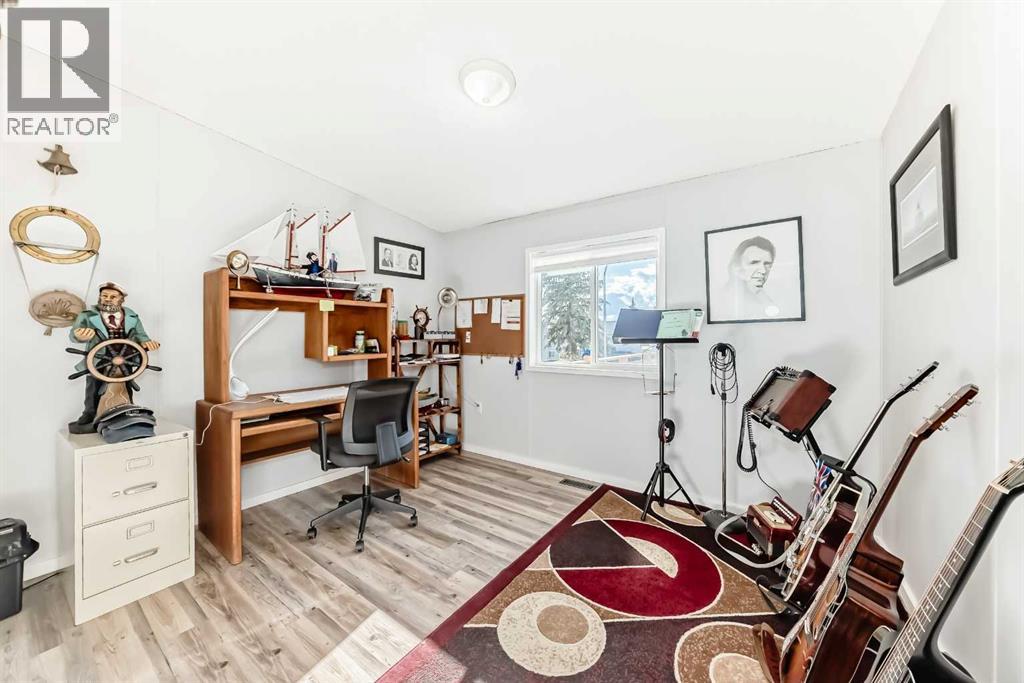 838 4 Avenue, Bassano, Alberta  T0J 0B0 - Photo 17 - A2284795