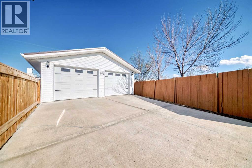 838 4 Avenue, Bassano, Alberta  T0J 0B0 - Photo 4 - A2284795