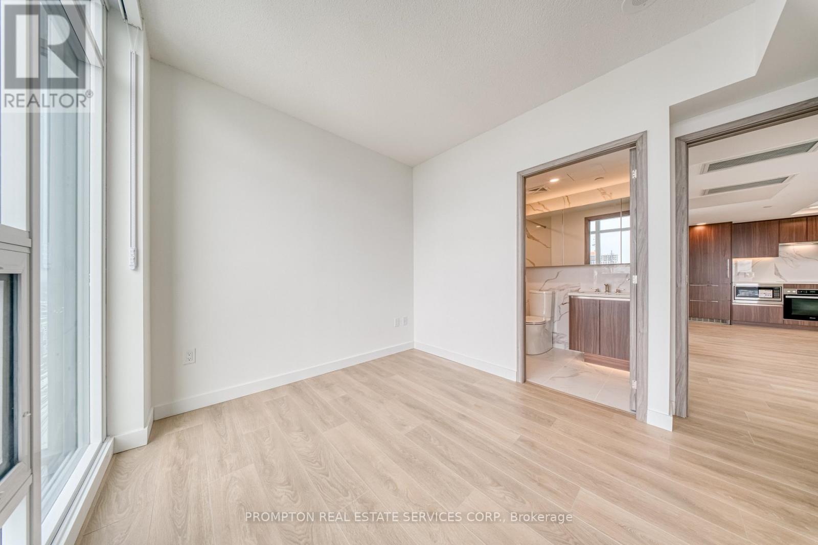 4708 - 1 Concord Cityplace Way, Toronto, Ontario  M5V 0X3 - Photo 17 - C12770256