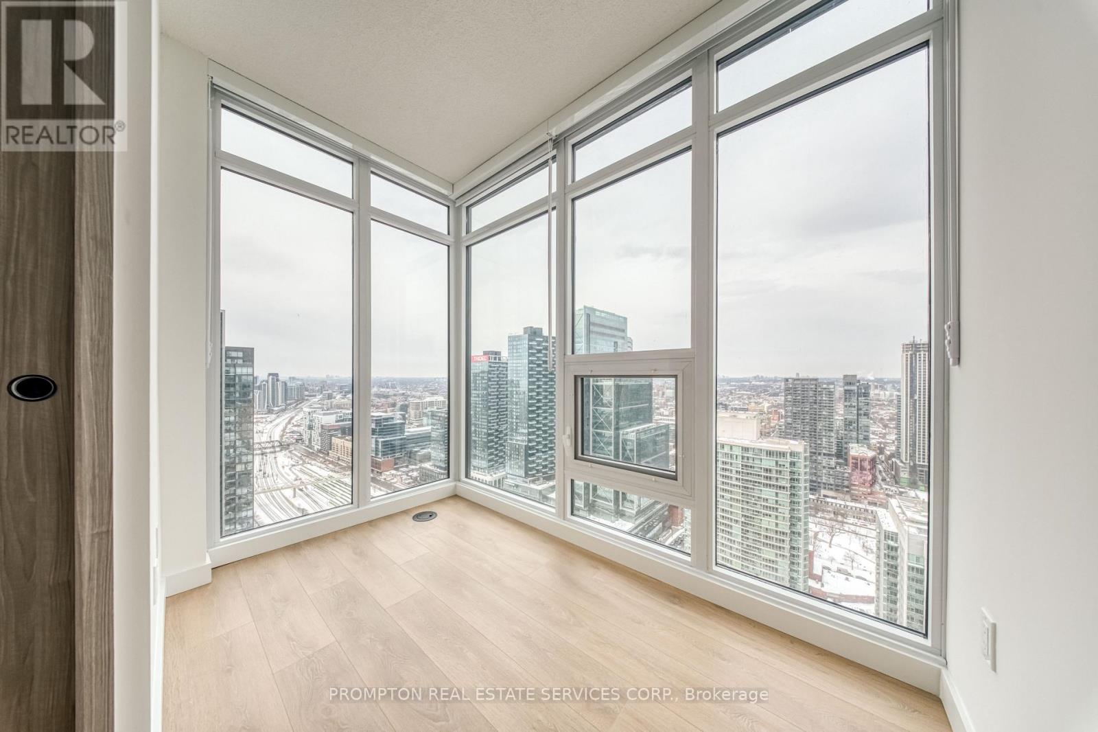 4708 - 1 Concord Cityplace Way, Toronto, Ontario  M5V 0X3 - Photo 22 - C12770256