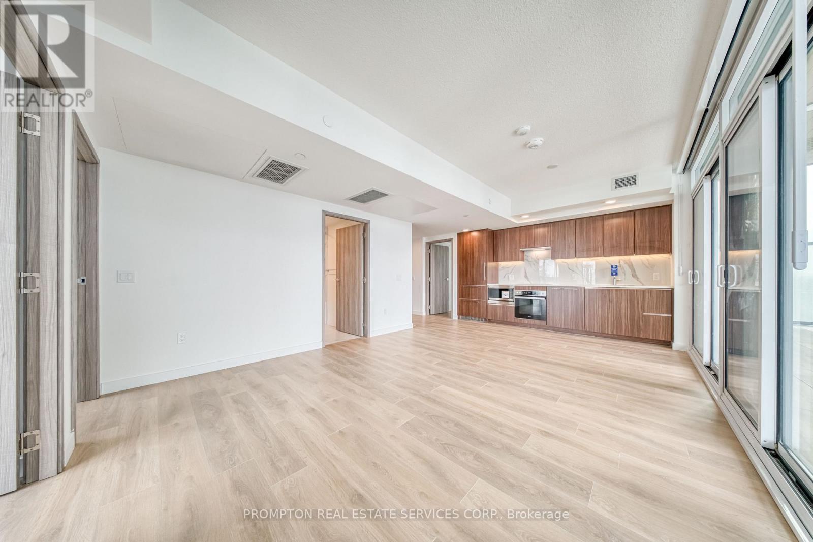 4708 - 1 Concord Cityplace Way, Toronto, Ontario  M5V 0X3 - Photo 7 - C12770256