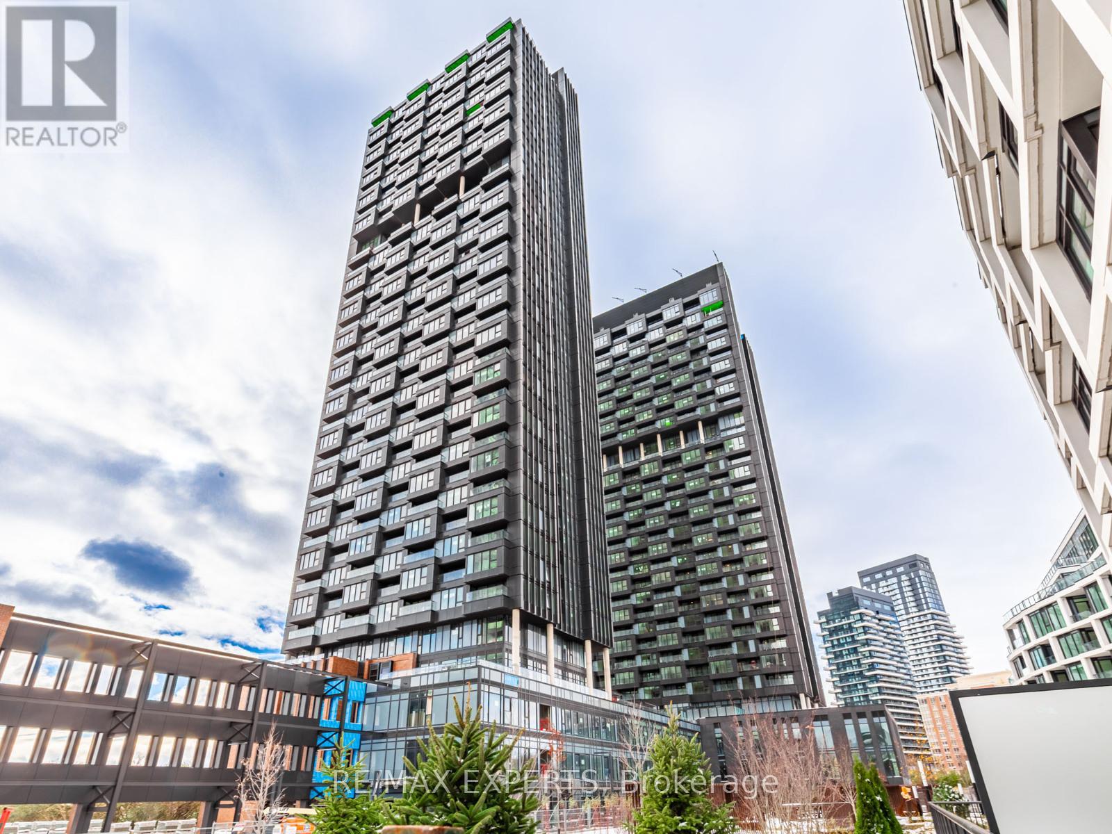 1714 - 1 QUARRINGTON LANE, Toronto, Ontario