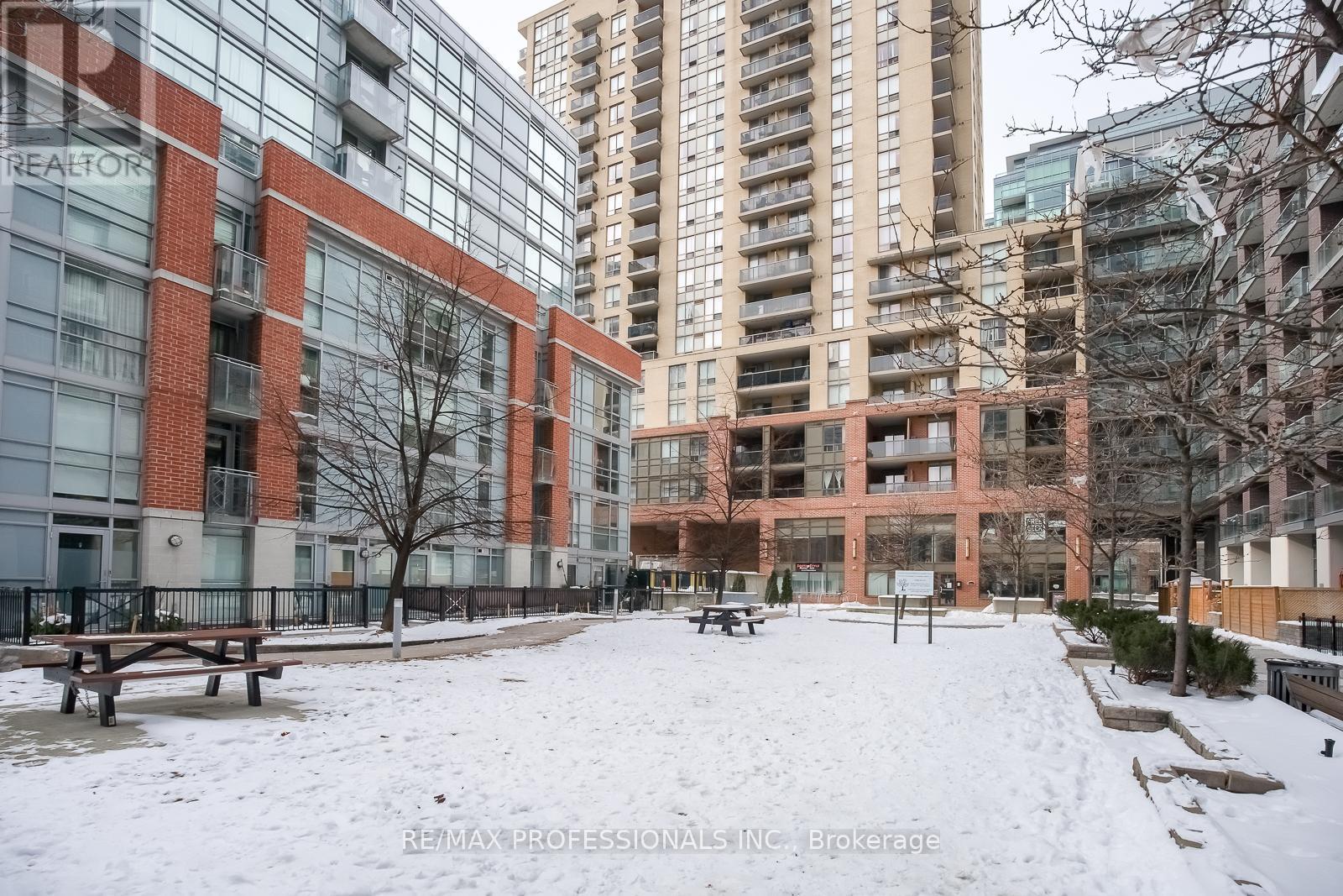 637 - 68 Abell Street, Toronto, Ontario  M6J 0B1 - Photo 4 - C12777816