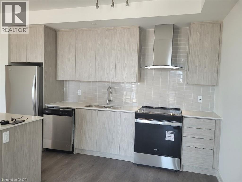 55 Duke St W Street Unit# 1004, Kitchener, Ontario  N2H 0C9 - Photo 4 - 40804171