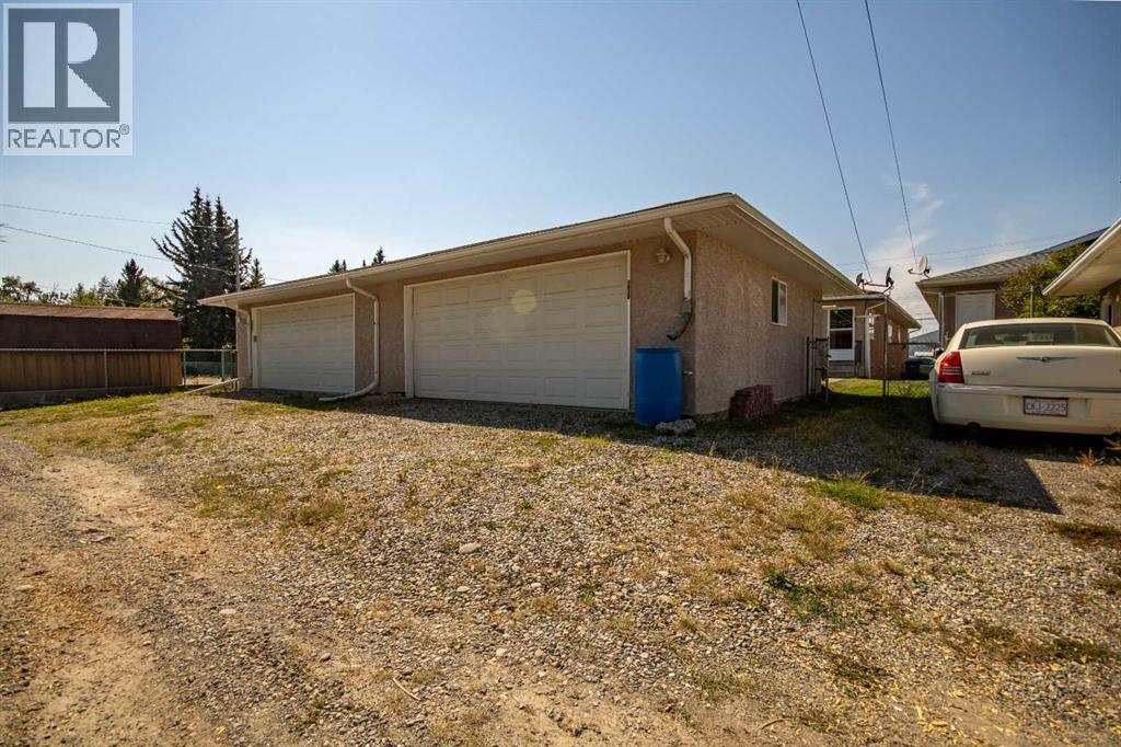 B, 303 Centre Street N, Sundre, Alberta  T0M 1X0 - Photo 34 - A2284925