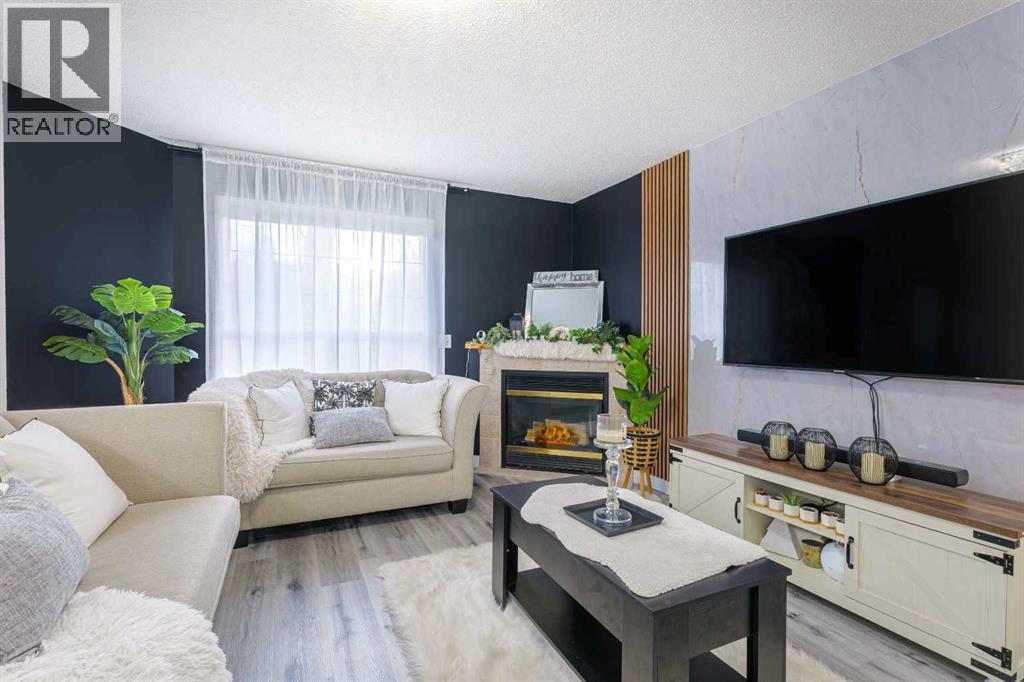 13 Mt. Aberdeen Manor Se, Calgary, Alberta  T2Z 3N8 - Photo 6 - A2284013