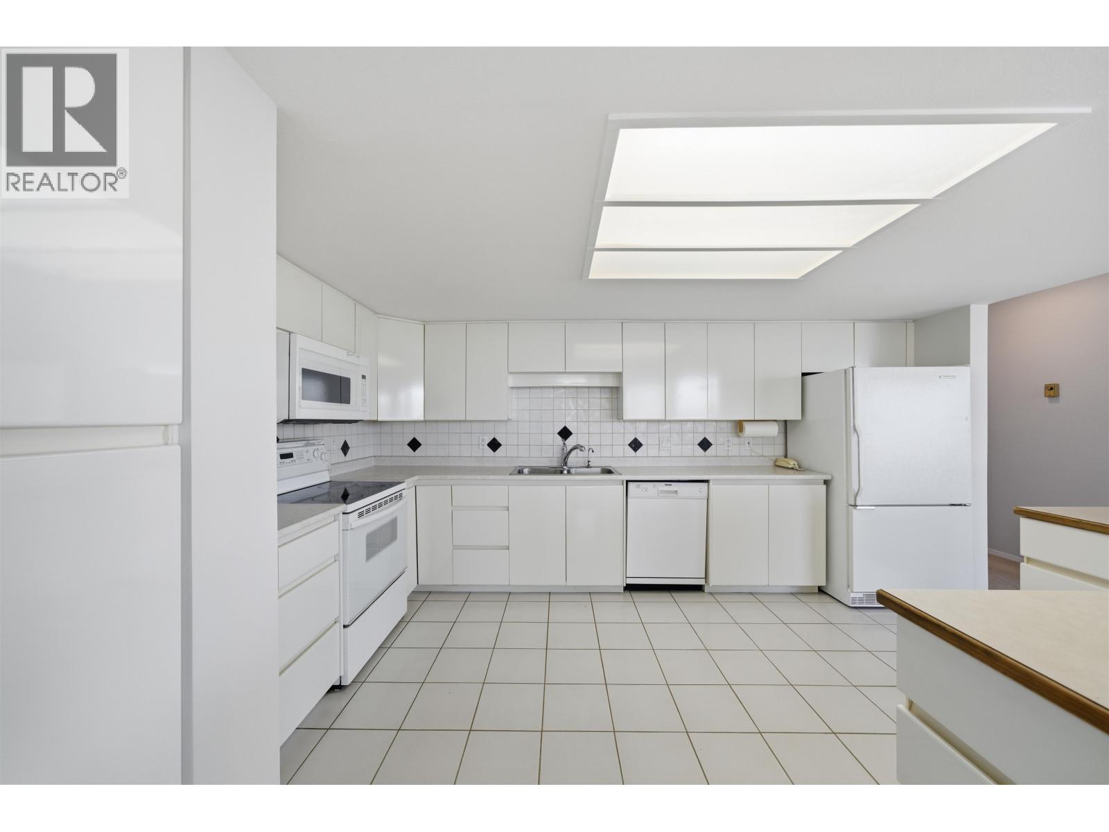 1703 71 Jamieson Court, New Westminster, British Columbia  V3L 5R4 - Photo 14 - R3088600