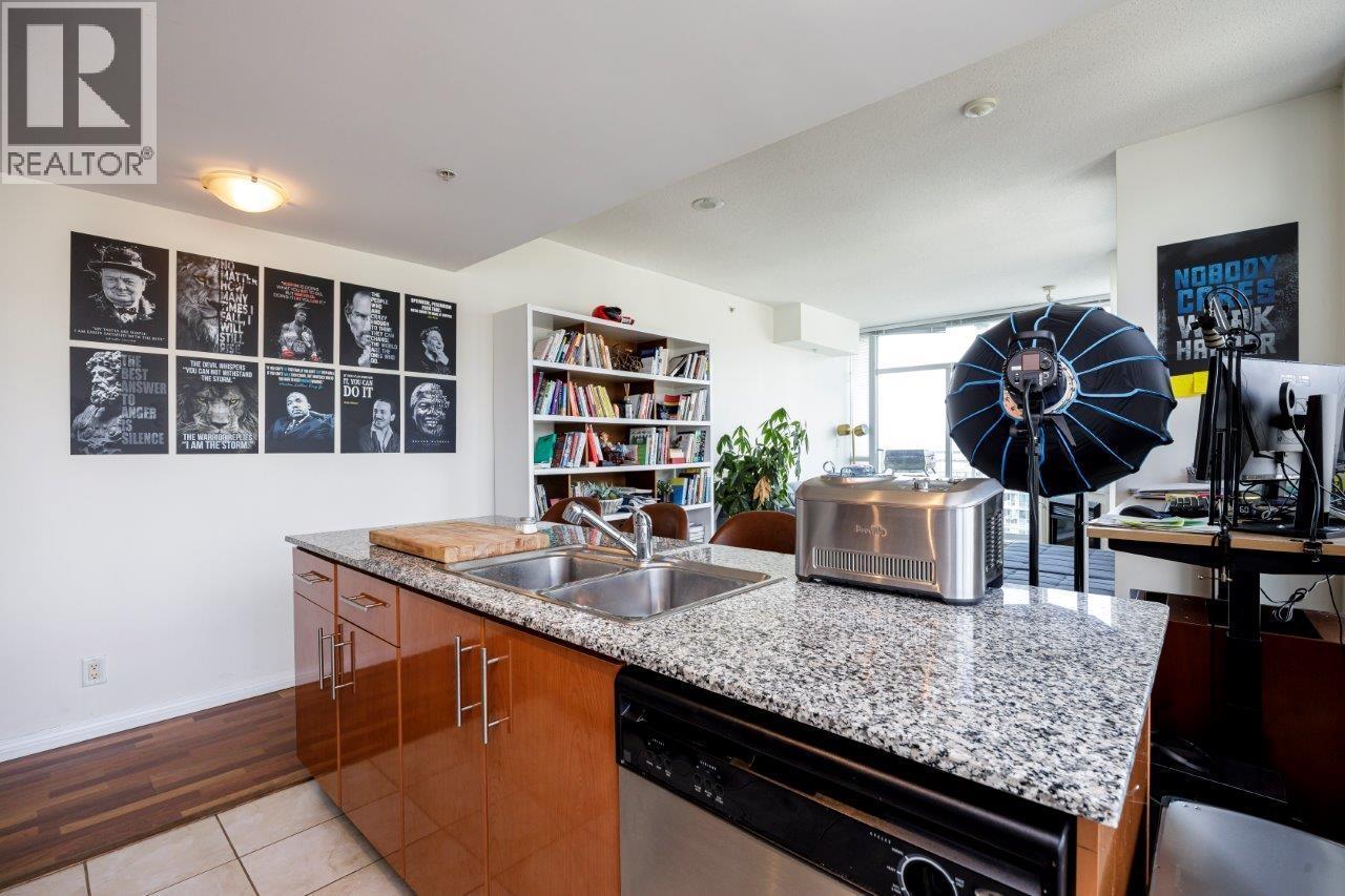 2107 188 E Esplanade, North Vancouver, British Columbia  V7L 4Y1 - Photo 14 - R3088698