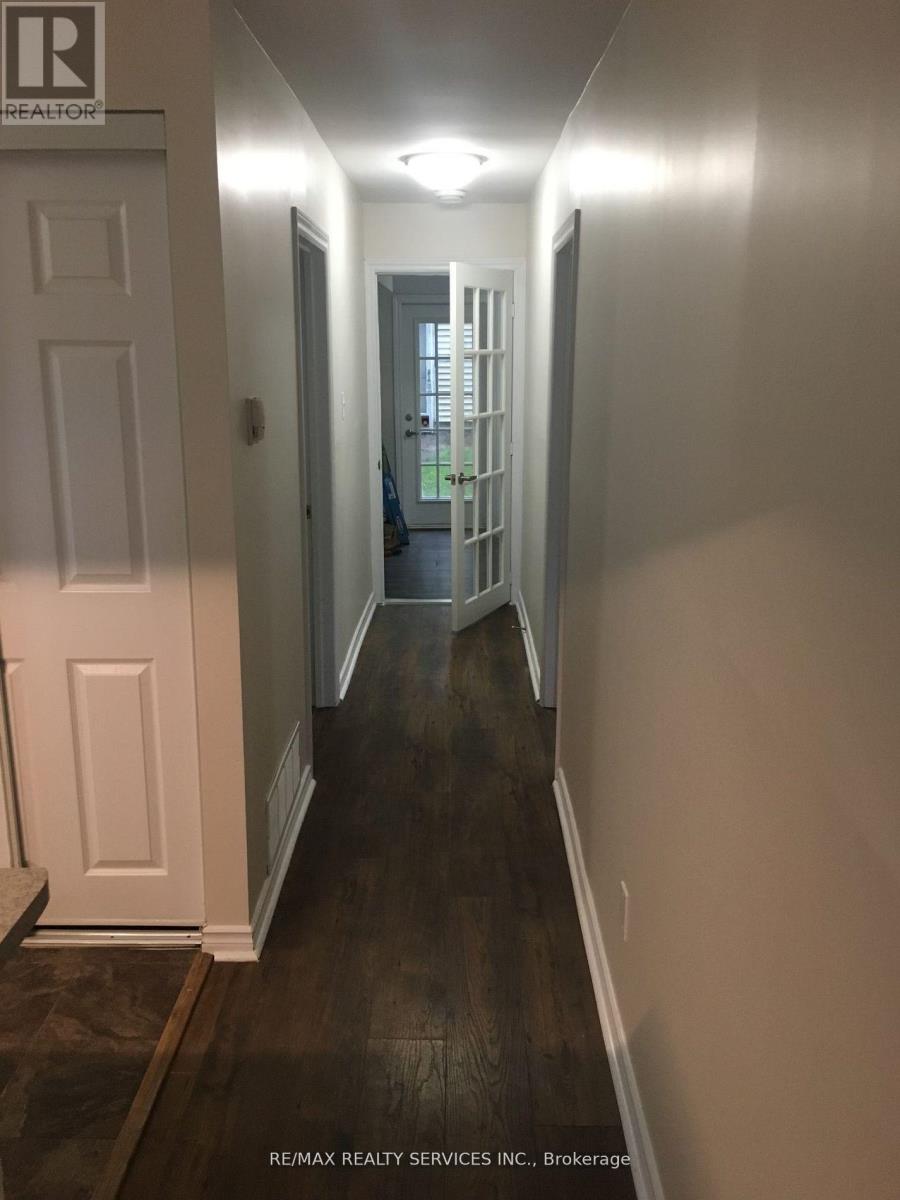 907 Adams Road, Innisfil, Ontario  L9S 4C9 - Photo 14 - N12777776