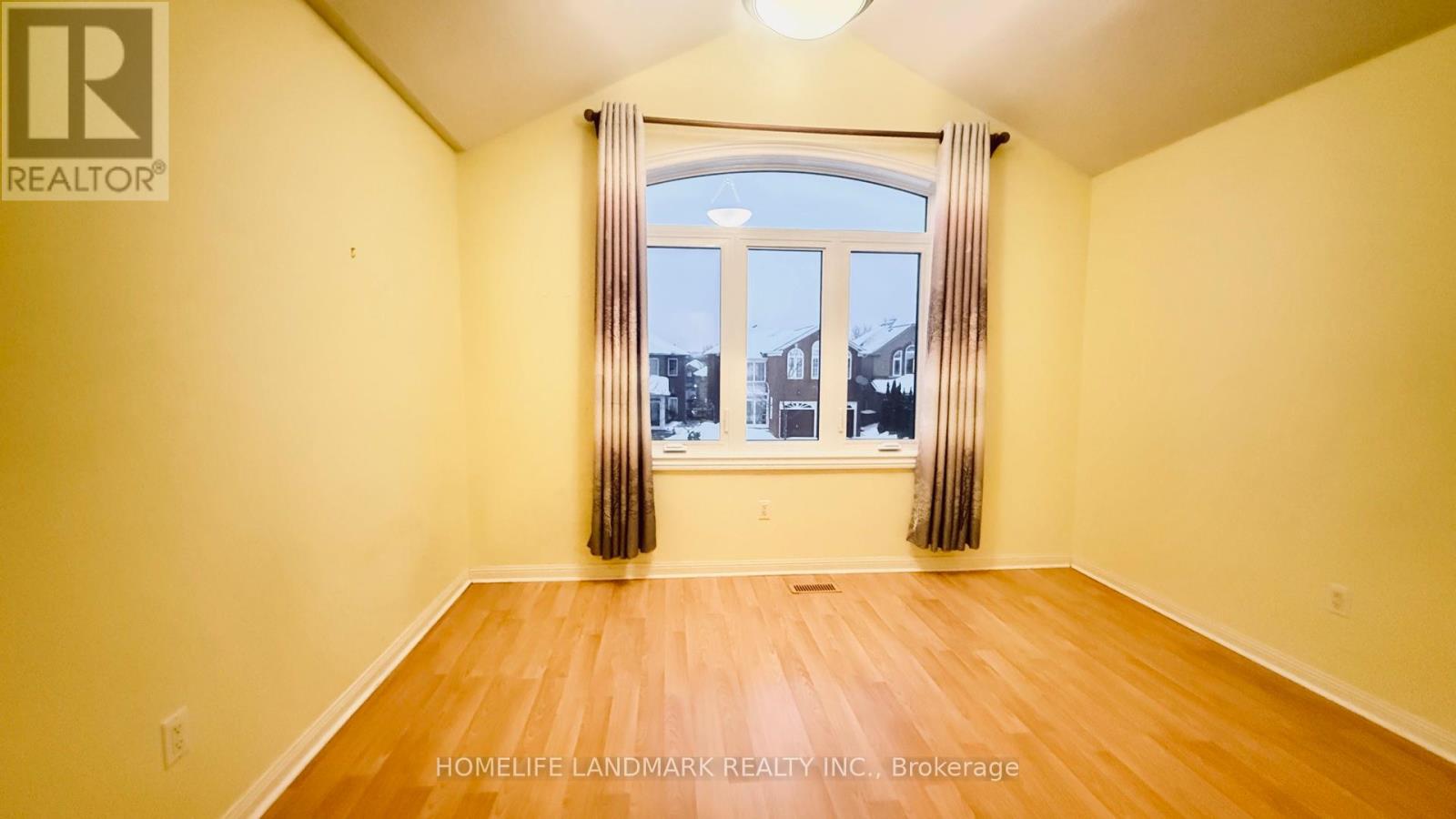 25 Grover Hill Avenue, Richmond Hill, Ontario  L4S 1S5 - Photo 17 - N12777778